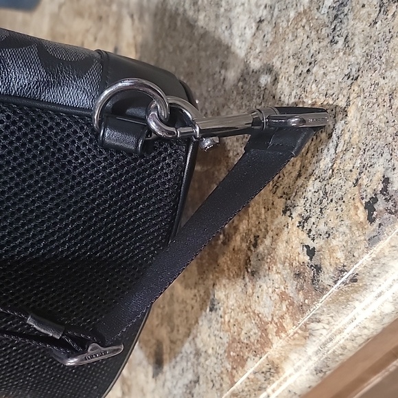 Coach EUC Men'  West Backpack In Signature Canvas With Varsity Stripe - Picture 7 of 11